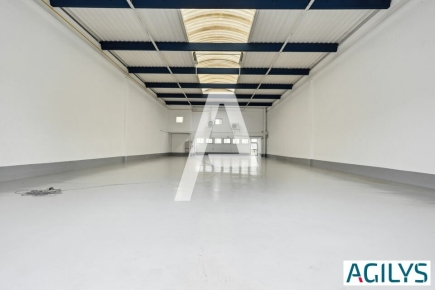 Activités / entrepôts à louer – BONNEUIL SUR MARNE (94380) – 2
