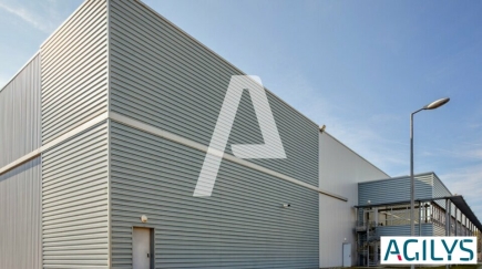Activités / entrepôts à louer – COMBS LA VILLE (77380) – 1