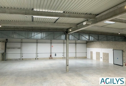 Activités / entrepôts à louer – LIEUSAINT (77127) – 2