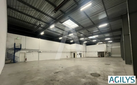 Activités / entrepôts à louer – MASSY (91300) – 2