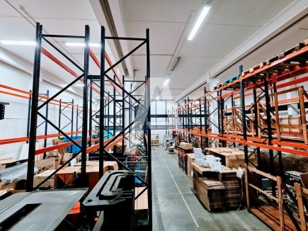 Activités / entrepôts à louer – VILLEBON-SUR-YVETTE (91140) – 1