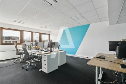 Bureaux à louer – IVRY SUR SEINE (94200) – 2