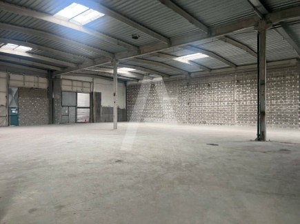 Activités / entrepôts à louer – IVRY SUR SEINE (94200) – 3