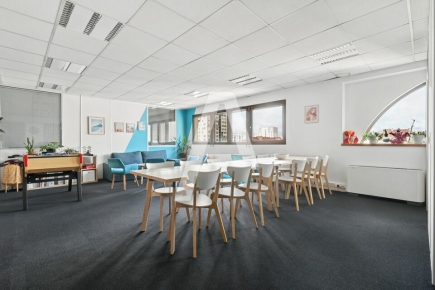 Bureaux à louer – IVRY SUR SEINE (94200) – 5