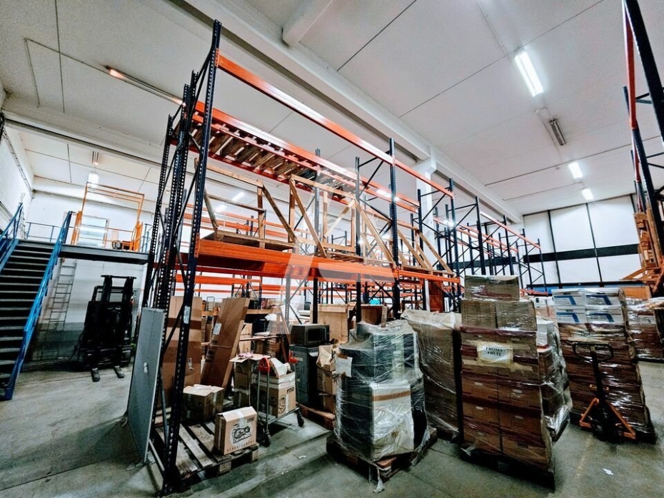 Activités / entrepôts à louer – VILLEBON-SUR-YVETTE (91140) – 1