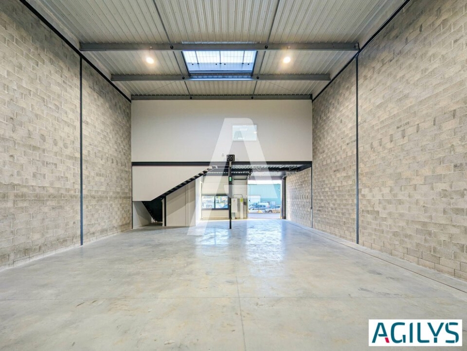 Activités / entrepôts à louer – VILLEMOISSON SUR ORGE (91360) – 1