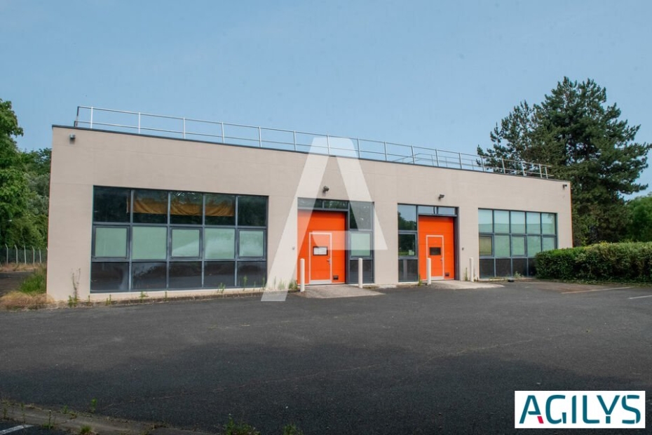 Activités / entrepôts à louer – VILLEBON-SUR-YVETTE (91140) – 1