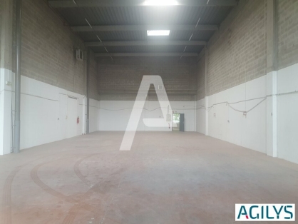 Activités / entrepôts à louer - Lognes – Photo 1