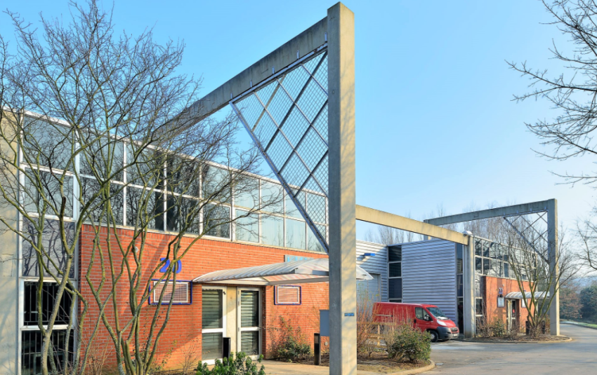PARC ACTICLUB de Saint-Thibault-des-Vignes - Location activités et bureaux