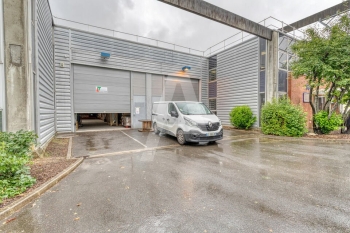 Photo – Location de de 524m² de locaux d'activités et bureaux à Saint Thibaut des Vignes à la société RESTART