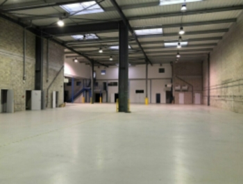 Photo – Location de de 648m² de locaux d'activités et bureaux à Magny Les Hameaux à la société KBANE