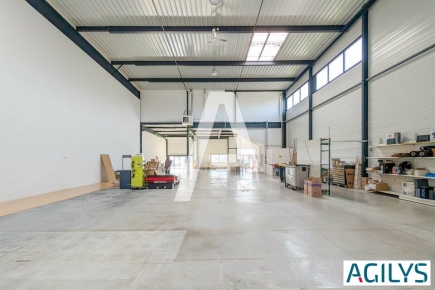 Activités / entrepôts à louer – VIRY CHATILLON (91170) – 3