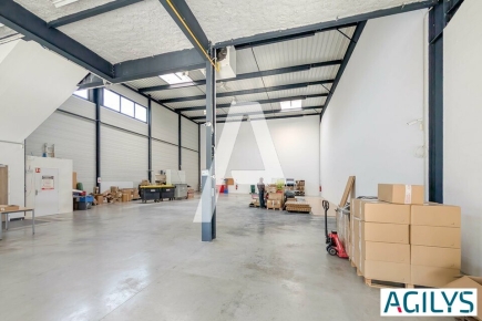 Activités / entrepôts à louer – VIRY CHATILLON (91170) – 2