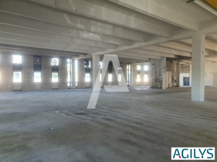 Activités / entrepôts à louer – RUNGIS (94150) – 2