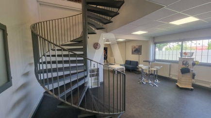 Activités / entrepôts à louer – MASSY (91300) – 3