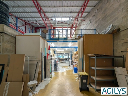 Activités / entrepôts à vendre – CHILLY MAZARIN (91380) – 5
