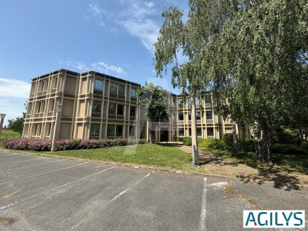 Activités / entrepôts à vendre – SACLAY (91400) – 2