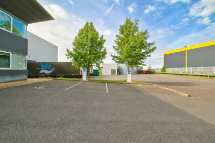Activités / entrepôts à louer – SAINT MICHEL SUR ORGE (91240) – 2