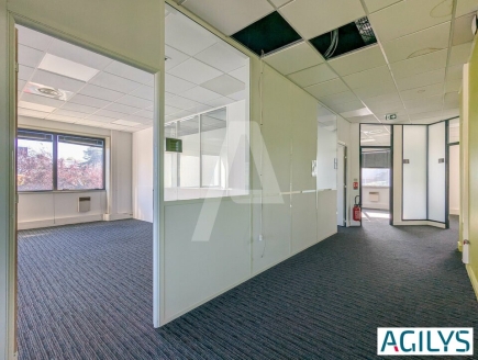 Bureaux à vendre – PALAISEAU (91120) – 2
