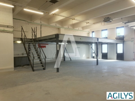 Activités / entrepôts à louer – RUNGIS (94150) – 3