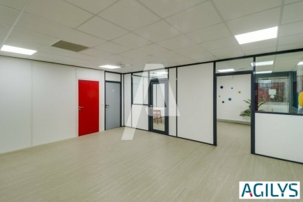 Activités / entrepôts à louer – VILLIERS SUR MARNE (94350) – 1