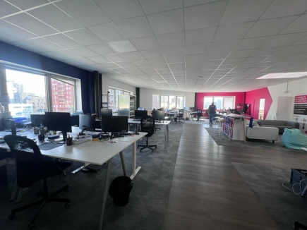 Activités / entrepôts à louer – IVRY SUR SEINE (94200) – 5