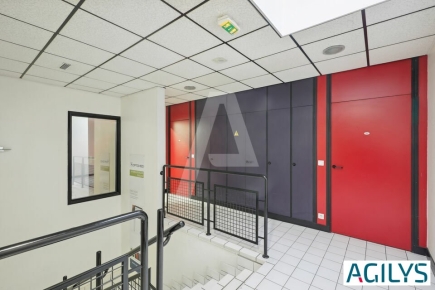 Bureaux à louer – LES ULIS (91140) – 3