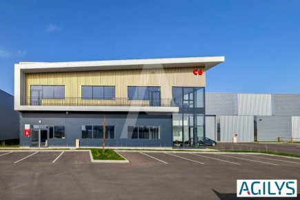 Activités / entrepôts à vendre – VILLEBON SUR YVETTE (91140) – 1