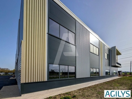 Activités / entrepôts à vendre – VILLEBON SUR YVETTE (91140) – 5