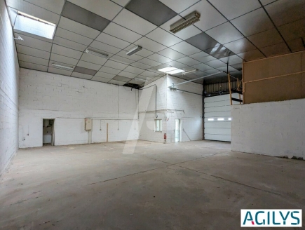Activités / entrepôts à louer – SAINT MICHEL SUR ORGE (91240) – 2