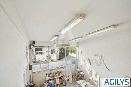 Activités / entrepôts à louer – PARIS (75013) – 3