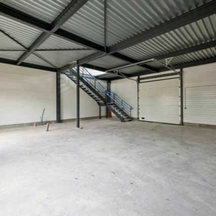 Activités / entrepôts à vendre – MARCOUSSIS (91460) – 1