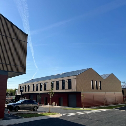 Activités / entrepôts à vendre – MARCOUSSIS (91460) – 2