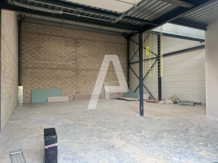 Activités / entrepôts à louer – BUSSY SAINT GEORGES (77600) – 3