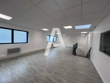Activités / entrepôts à louer – BUSSY SAINT GEORGES (77600) – 2