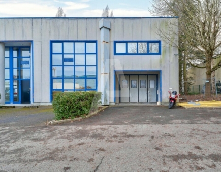 Activités / entrepôts à louer – PONTAULT-COMBAULT (77340) – 2