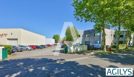Activités / entrepôts à louer – COLLÉGIEN (77090) – 2