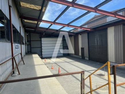 Activités / entrepôts à louer – CHELLES (77500) – 1