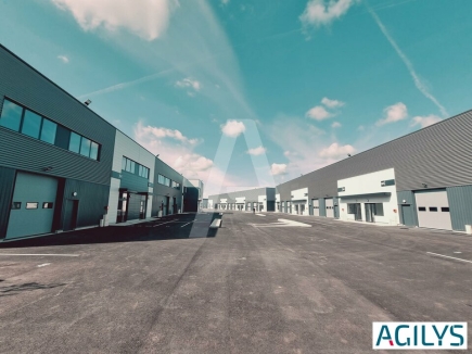 Activités / entrepôts à louer – SAVIGNY LE TEMPLE (77176) – 2