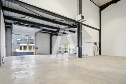 Activités / entrepôts à louer – CHALIFERT (77144) – 2