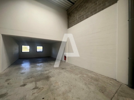 Bureaux à louer – MOISSY-CRAMAYEL (77550) – 2