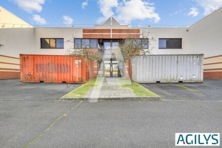 Activités / entrepôts à louer – CHAMPS-SUR-MARNE (77420) – 3