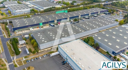 Activités / entrepôts à louer – COMBS-LA-VILLE (77380) – 2