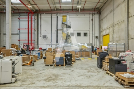 Activités / entrepôts à louer – FERRIÈRES-EN-BRIE (77164) – 3