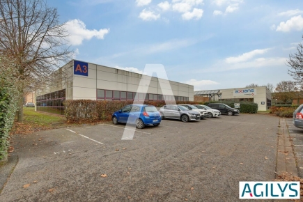 Activités / entrepôts à louer – SAINT-THIBAULT-DES-VIGNES (77400) – 1