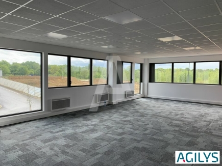 Activités / entrepôts à vendre – PLAISIR (78370) – 3