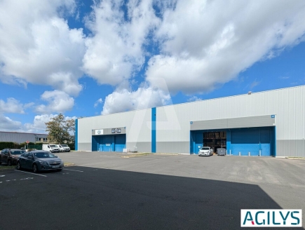 Activités / entrepôts à louer – VILLEBON-SUR-YVETTE (91140) – 2