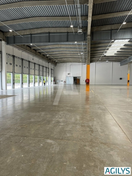 Activités / entrepôts à louer – LISSES (91090) – 2