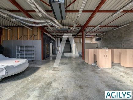 Activités / entrepôts à louer – BONDOUFLE (91070) – 1