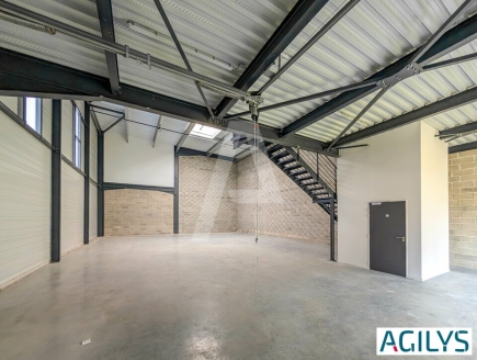 Activités / entrepôts à louer – VILLEBON-SUR-YVETTE (91140) – 1